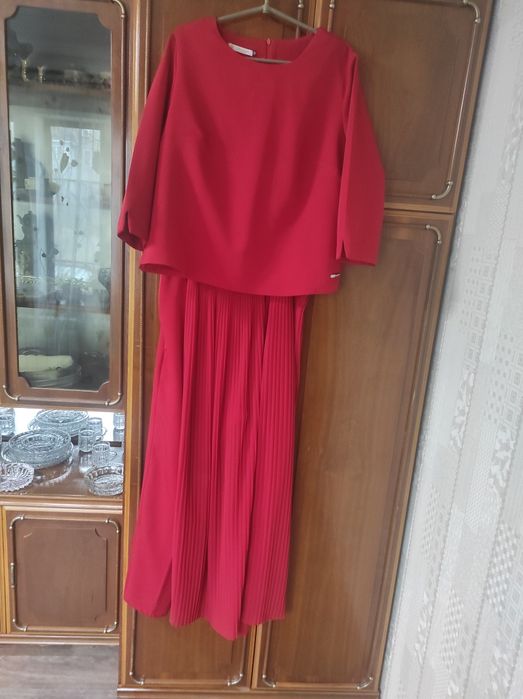 Вечернийнаоряд костюм юбка брюки +верх размер 50-52