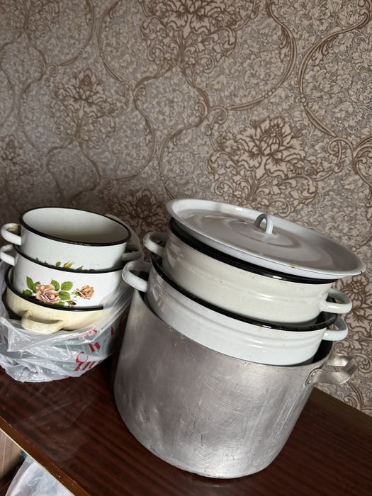 кастрюли  разные