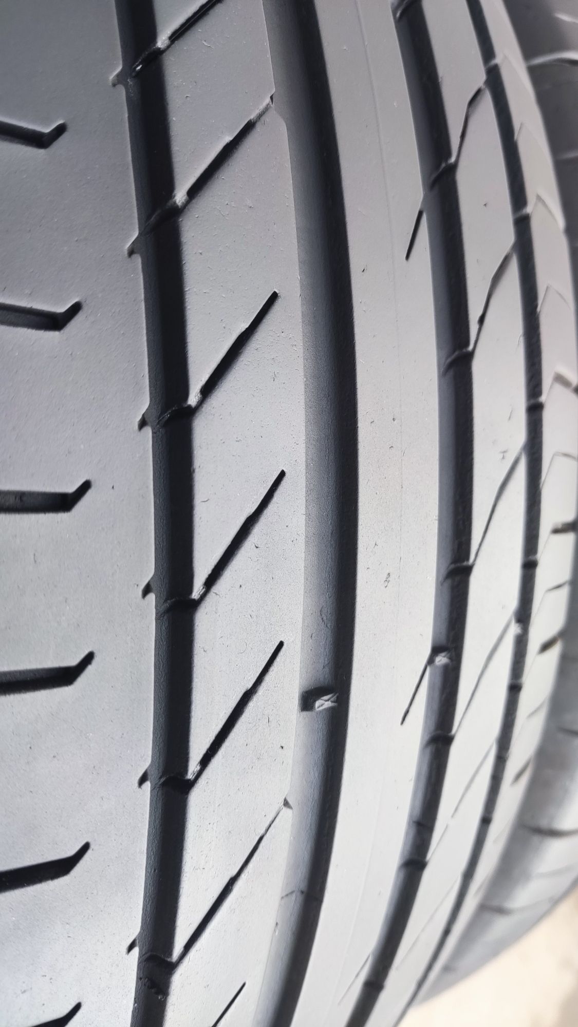 4бр. летни гуми 235/55/19  Continental Conti Sport Contact 5