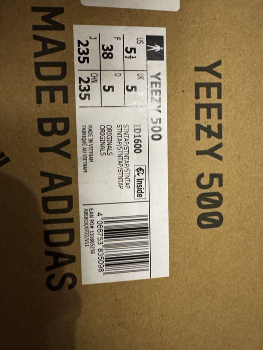 Vand Adidas Yeezy 500