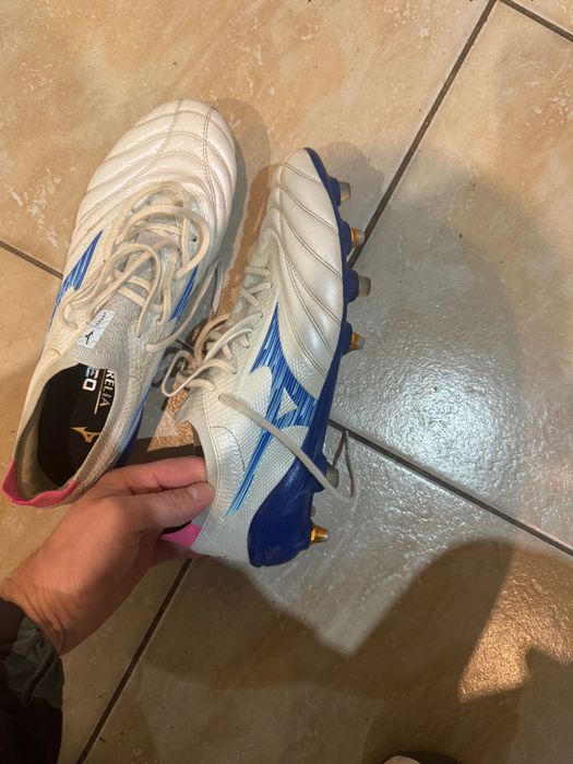 Mizuno morelia neo 42