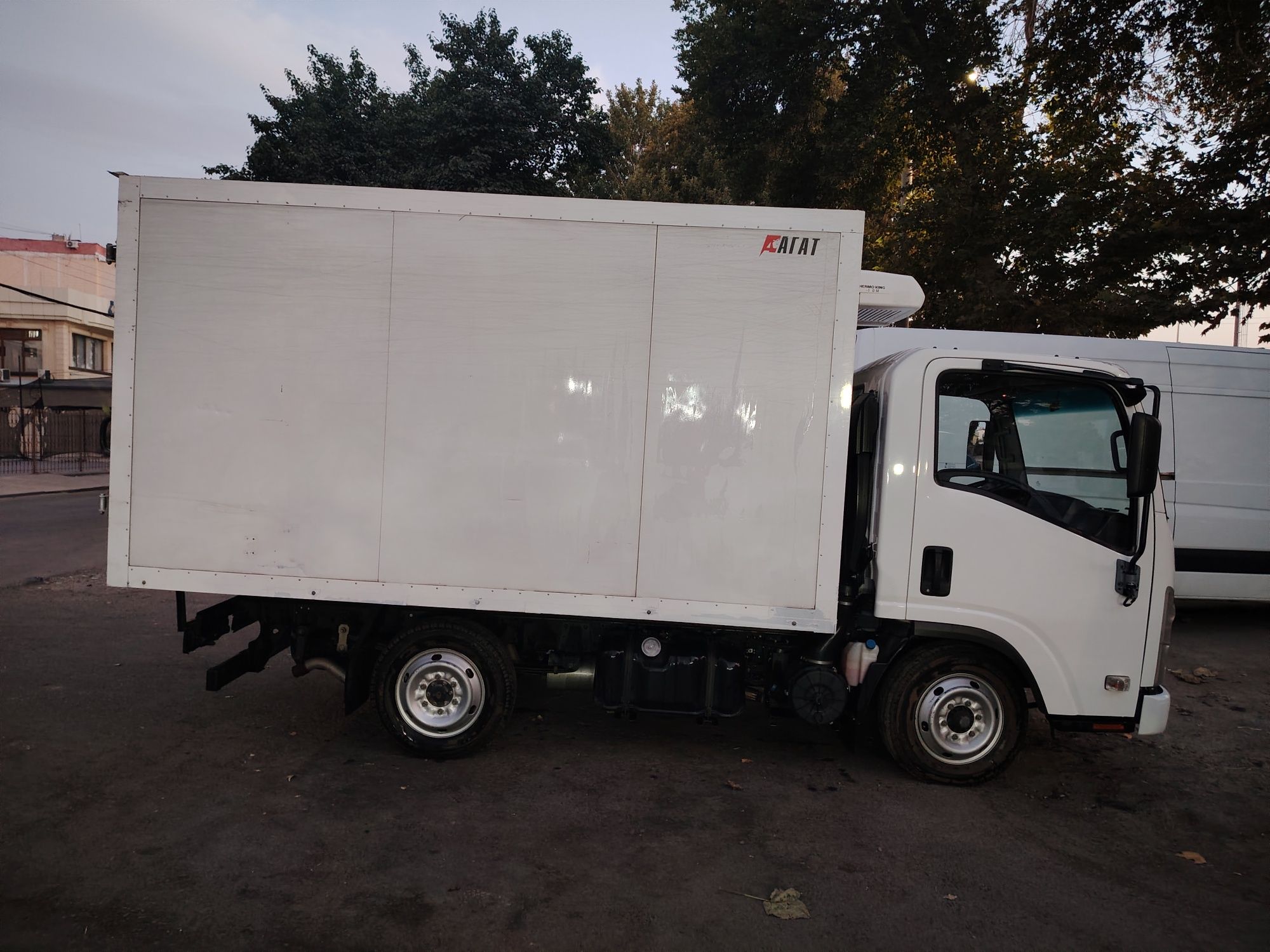 ISUZU 3.500 KG muzlatgich