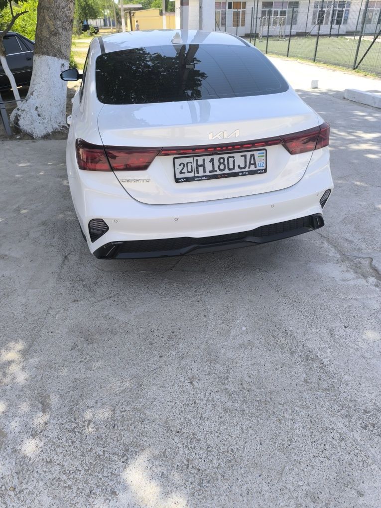 Kia cerato Luxe+ 2.0