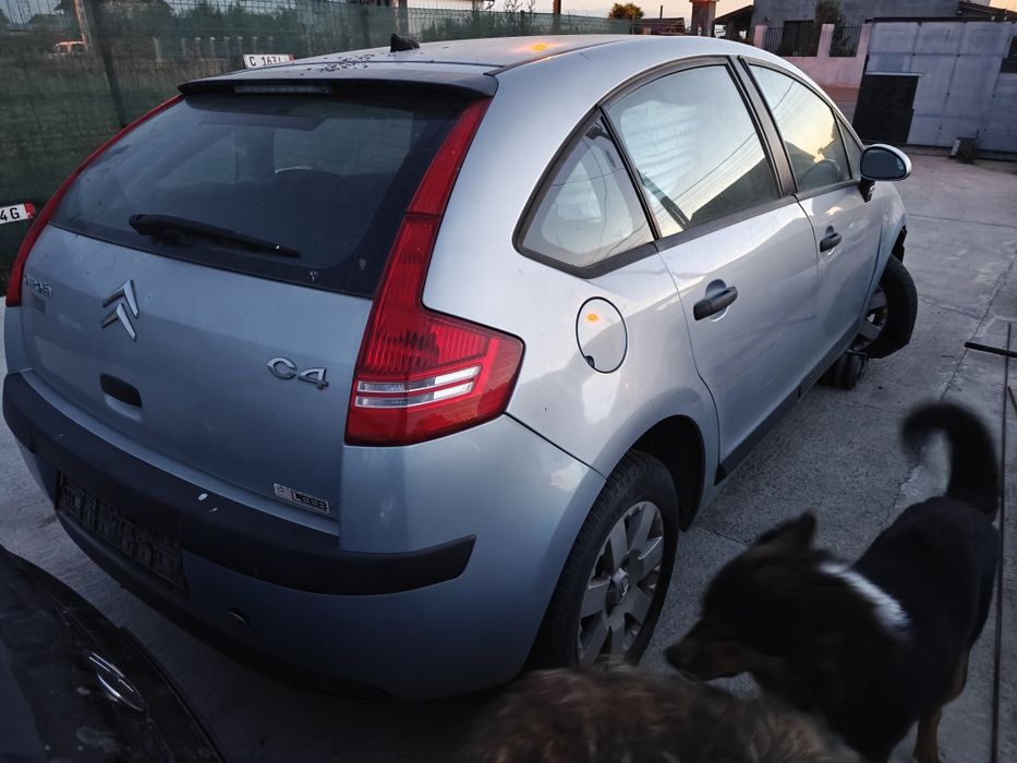 Vindem piese rezultate din dezmembrarea unui Citroen C4