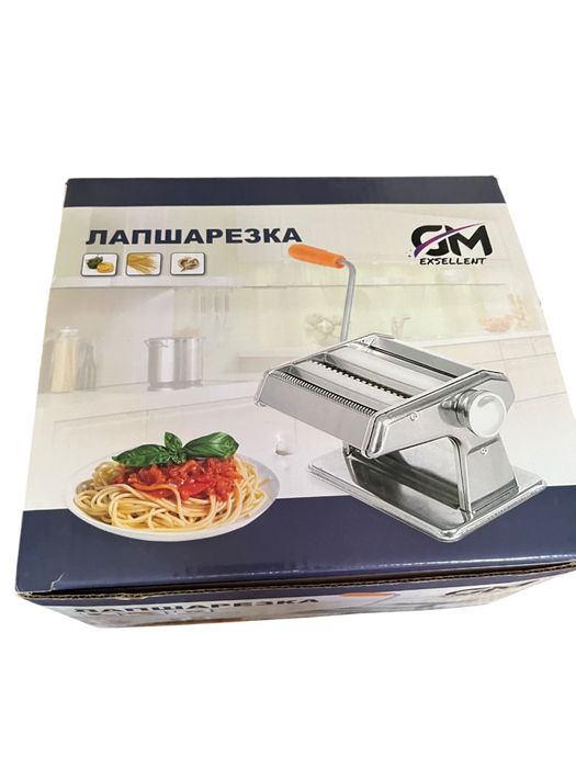 Лапшарезка  как новая.