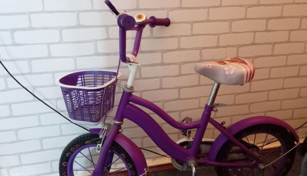 Велосипед для девочек.