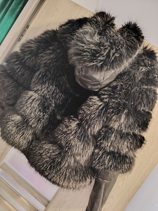 Vând blana artificiala