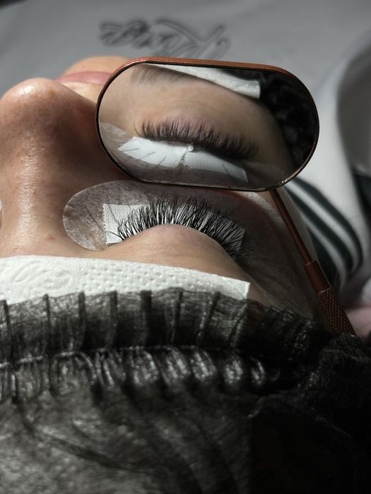 Наращивание ресниц в Рудном