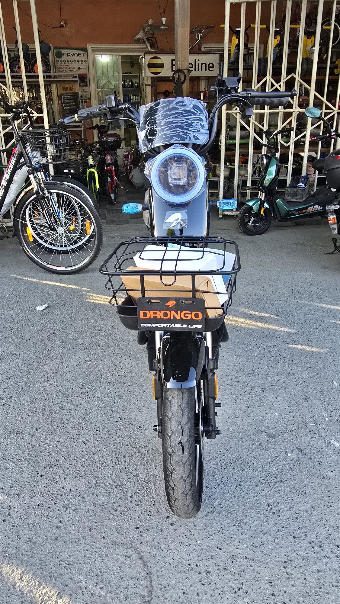 DRONGO JK tesla skuter