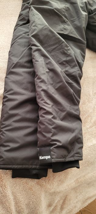 Geaca iarna sport Kempa Puffer cu gluga