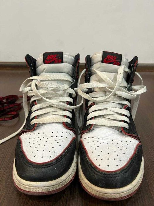 Jordan 1 Retro High Bloodline