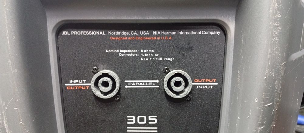 Професионални колони 15-ски JBL EON -305