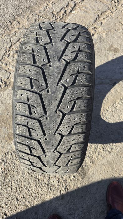 Шины Yokohama, зимние, шипованные