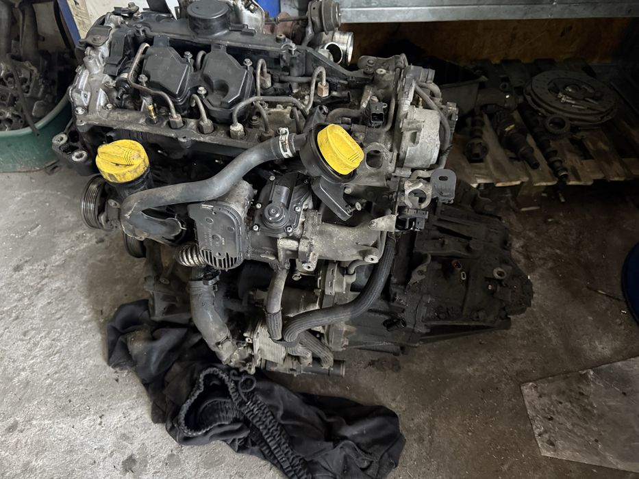 Dezmembrez opel vivaro motor cutie etc