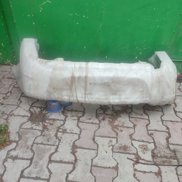 Продам бампер передний белый  Chevrolet cobalt.Новый . Самовывоз.