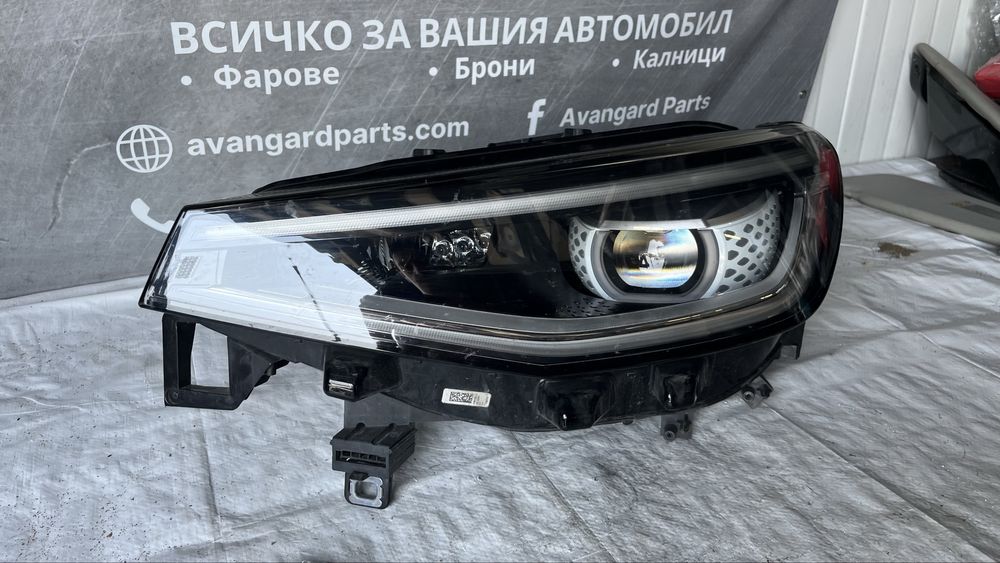 3 броя ляв фар VW ID4 2020-