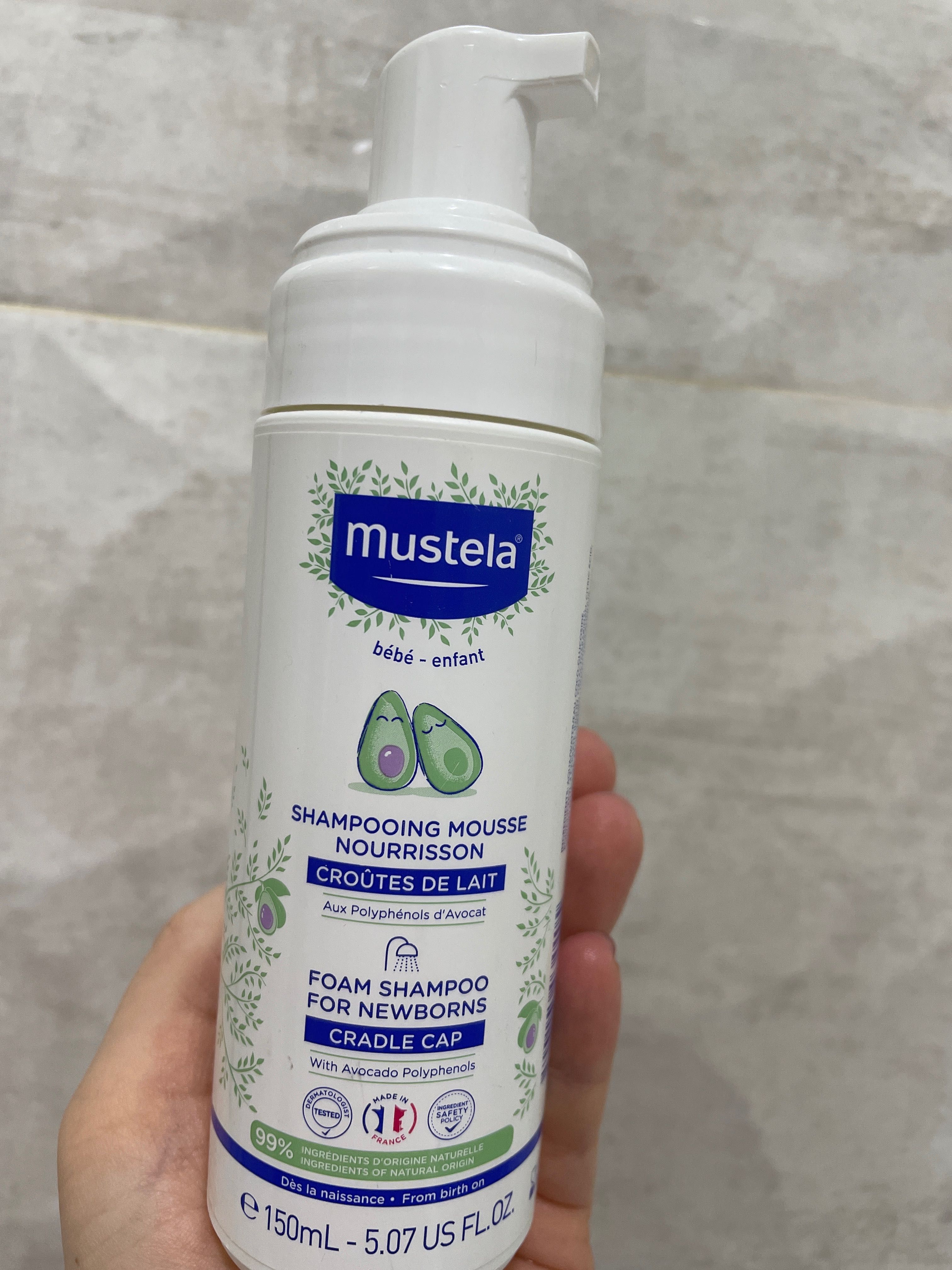 Крем и шампунь-пенка от молочных корочек Mustela