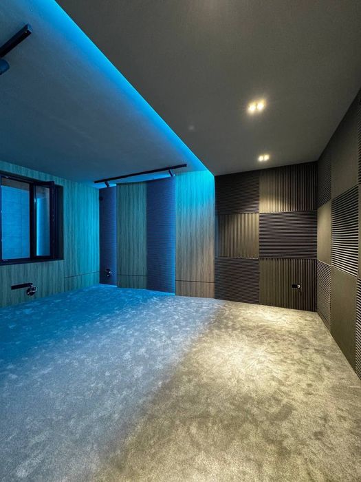 Продается дом 7 комнат, ор-р: ул. Севастопольская, 530м²