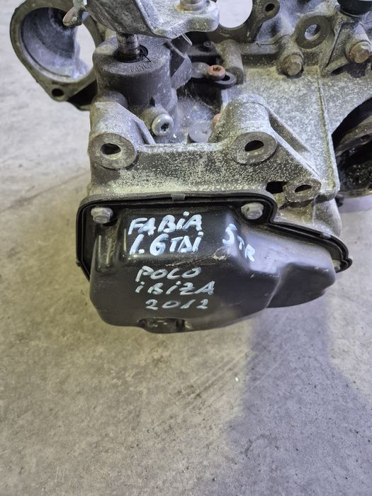 Cutie de viteze manuală 5 trepte vw polo 6R 1.6tdi an 2012