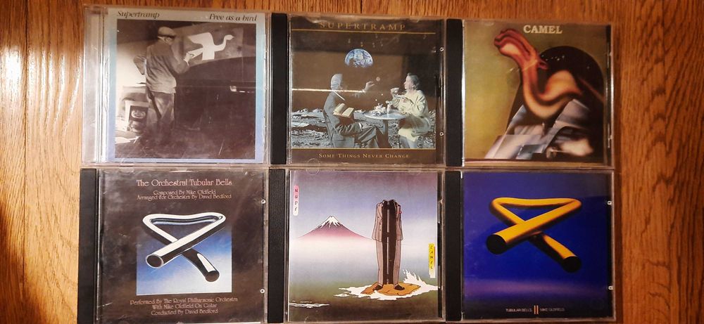 CD-диски из личной коллекции.