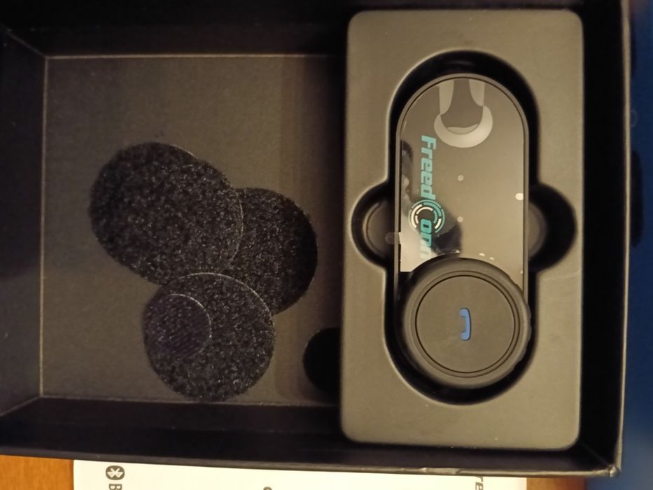 Разговорно устройство за каска