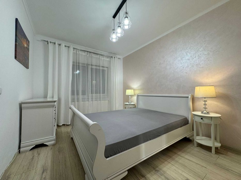 Apartament 2 camere decomandat Cris Estate Bucium-Family Market