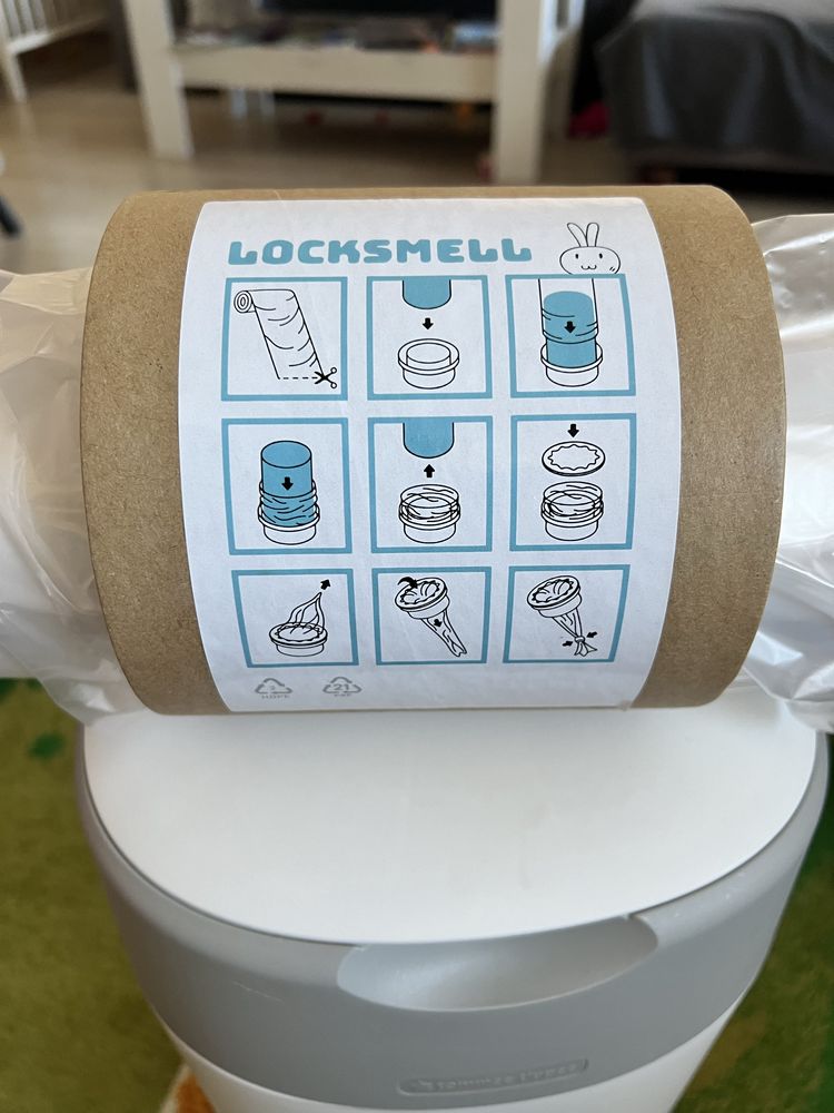 Кошче за памперси Tommee tippee с 40 касети + подаръци