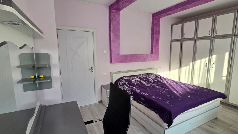 Дава се под наем Тристаен апартамент в Пловдив, Въстанически - 110 кв.м за 663 € - Снимка #8