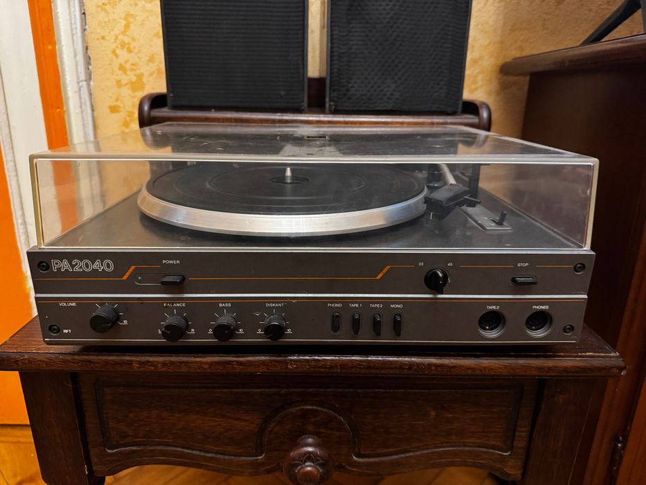 Pick-up RFT PA 2040, cu boxe.