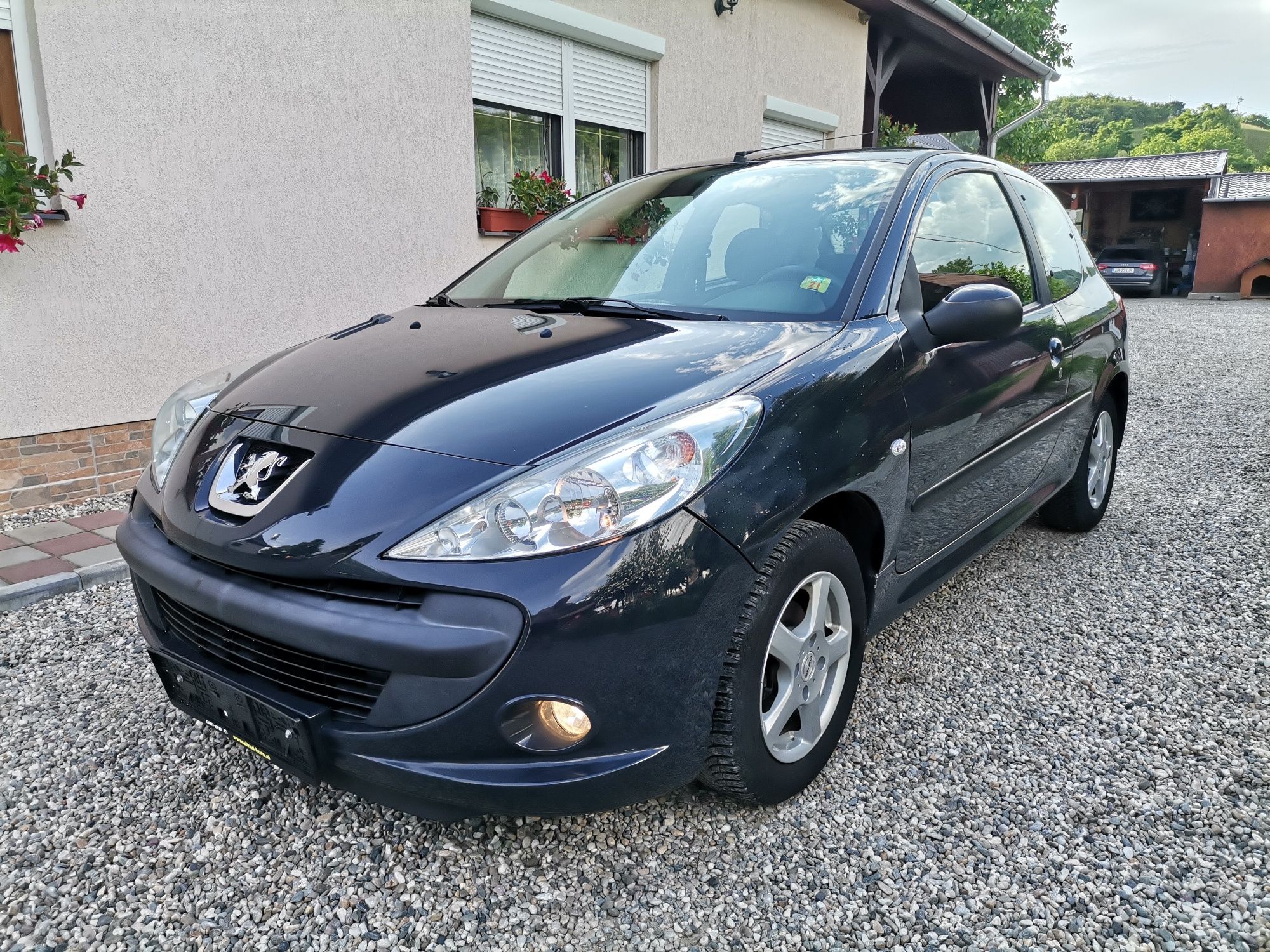 Peugeot 206+ Trendy 1.1 benzina euro 5 an 2011 A/C 108.000km