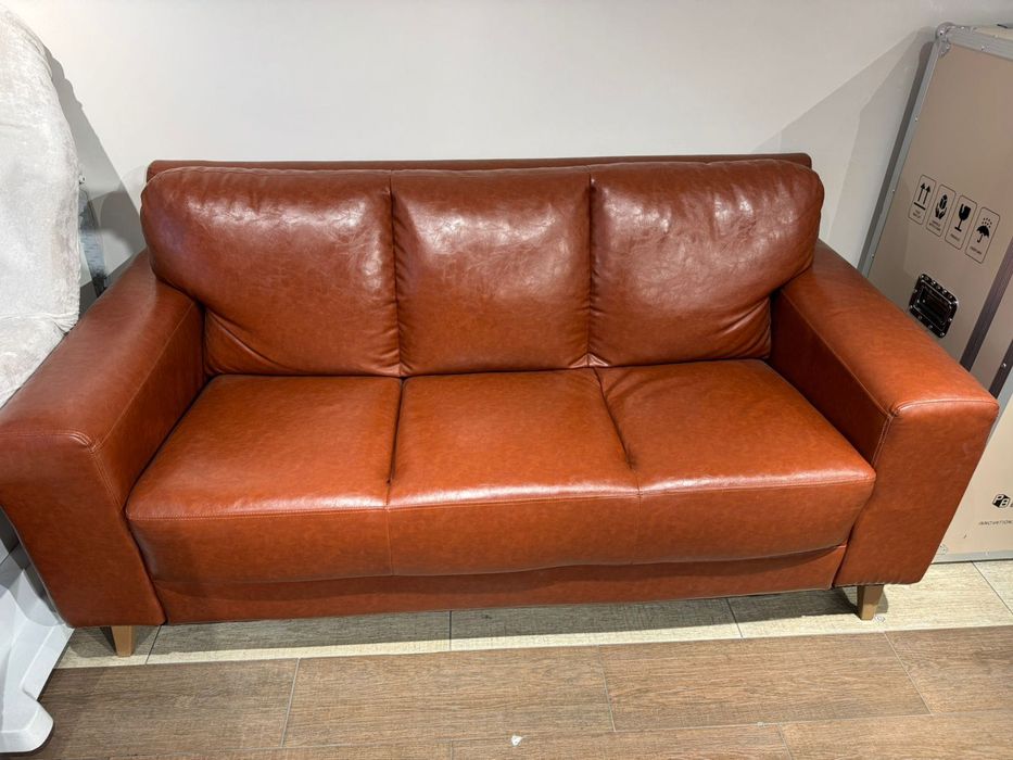 Продам диван для офиса или дома