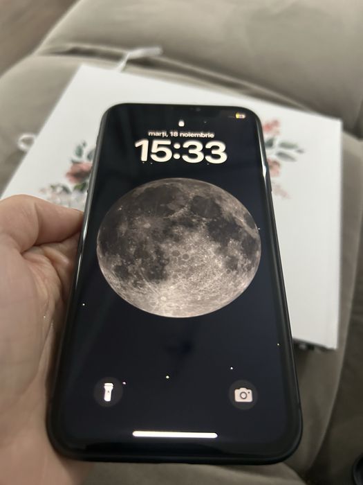 Iphone 11 in conditii foarte bune