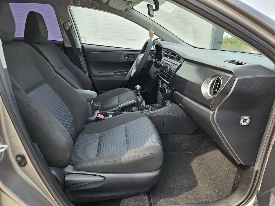 Toyota Auris an 2015, 149000 km reali, 1.4d-6 viteze, Unic proprietar