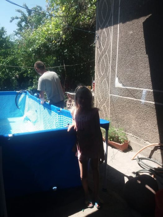 Каркасный большой в отличном состояние