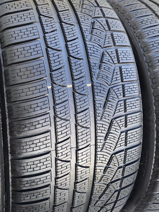 255 40 20 и 285 35 20 Pirelli  спорт пакет