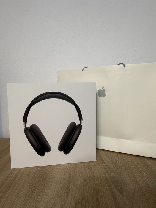 vand Airpods Max black