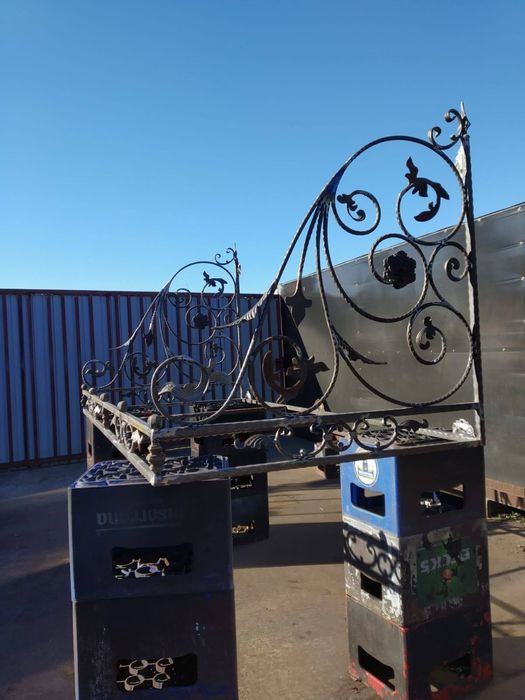 Porti Garduri, Balustrazi Scări metalice 100 lei