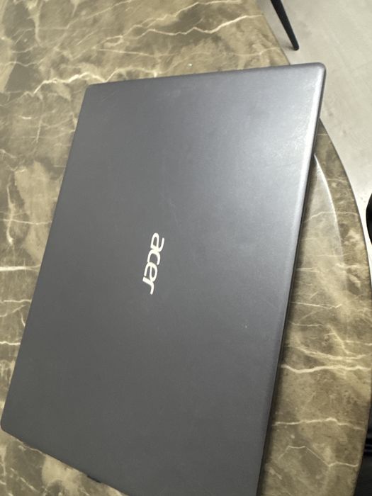 Продаю ноутбук Acer Aspire! Почти  как новая ,вообще не использовали