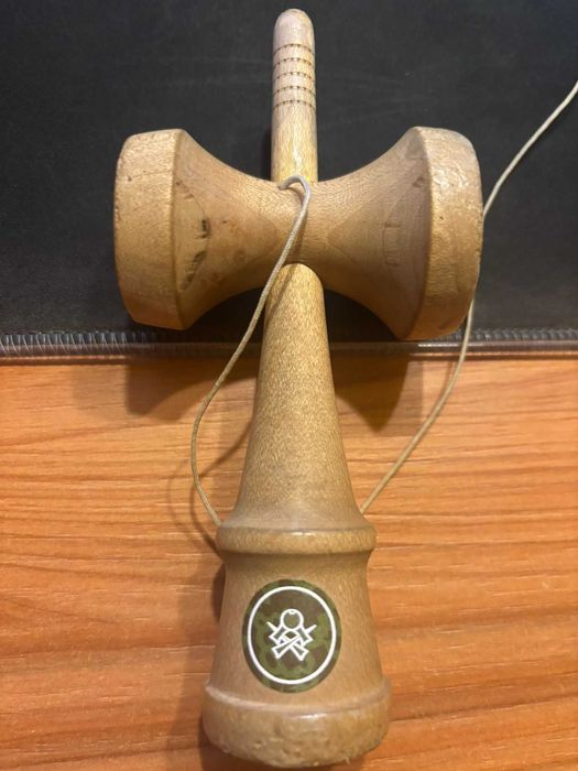 Ken SWEETS kendama original