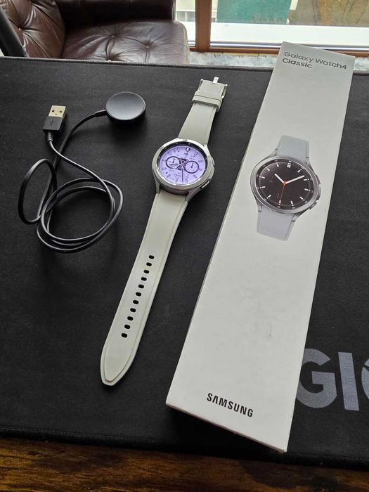 Samsung Galaxy Watch 4 Classic, 46mm, fullbox, argint