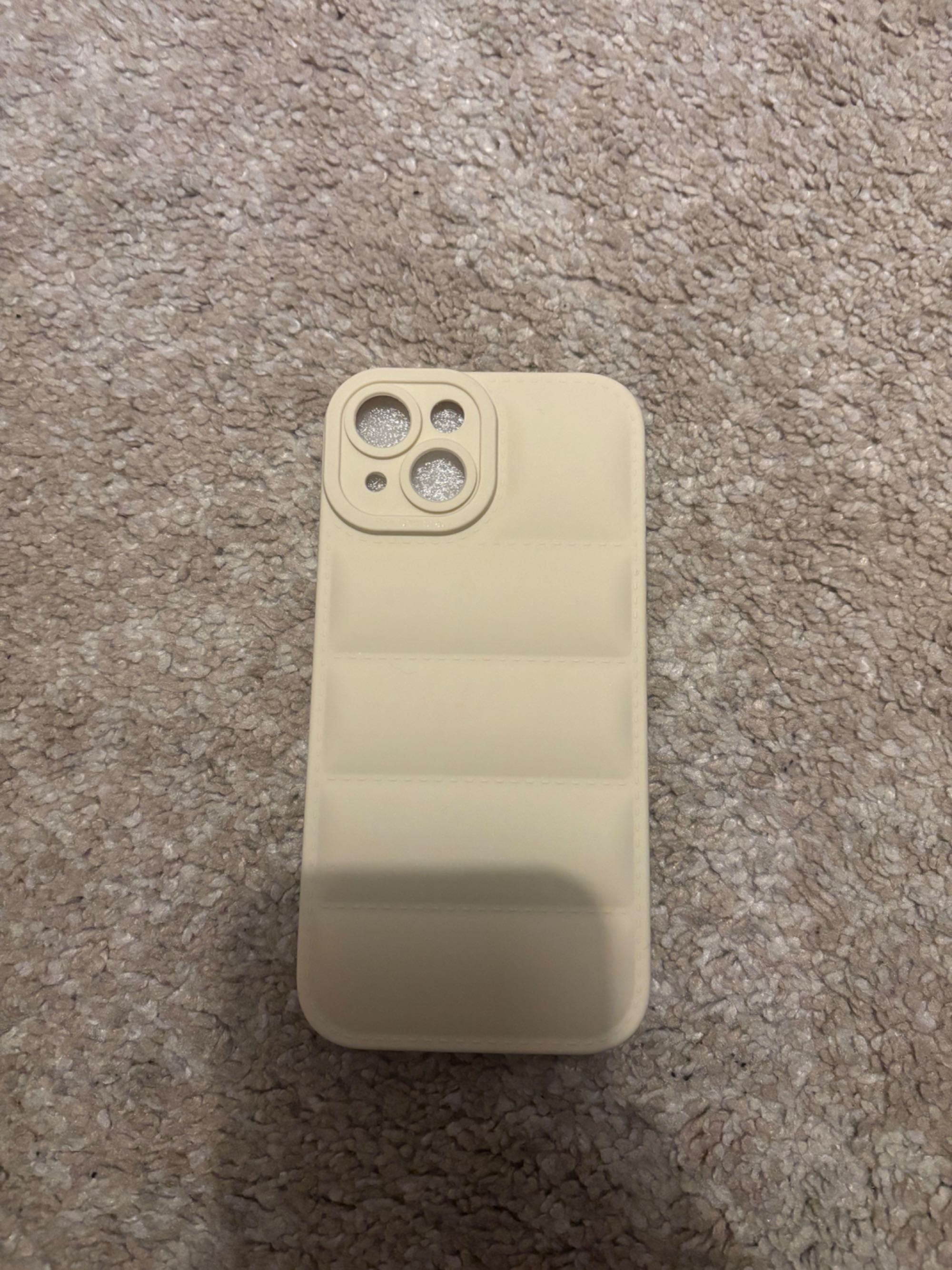 Кейсове за iPhone 15/13 !!!Чисто нови!!!