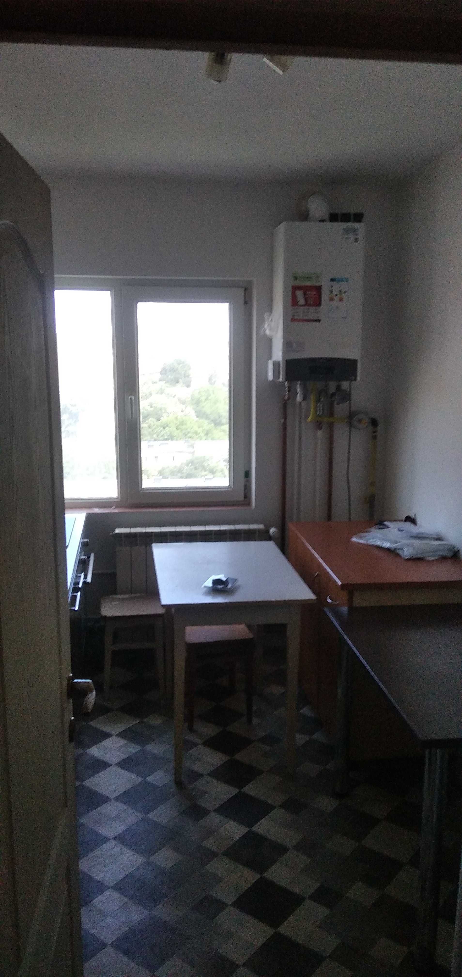 inchiriez apartament 2 camere str Gh Lazar