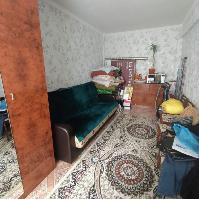 Продам 2 комнатную квартиру в 3 микрорайоне дом 5