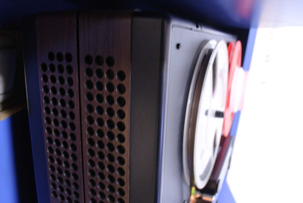 Триглав ролков магнетофон UHER SG560 ROYAL
280 лв.