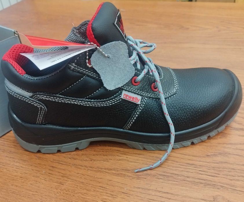 Работни обувки - Safety shoes - Rewelly Monro S3 SRC 44