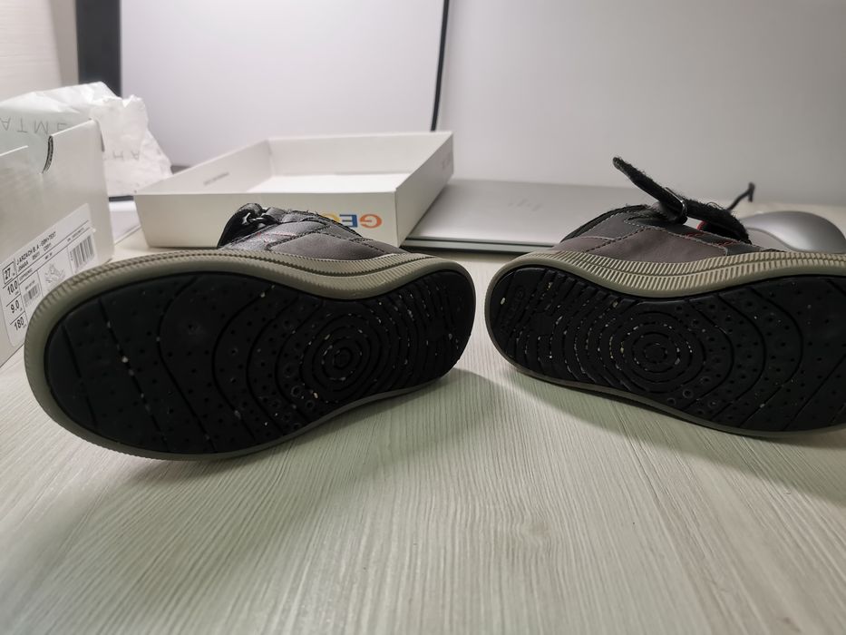 Ghetute Geox nr 27 baieti