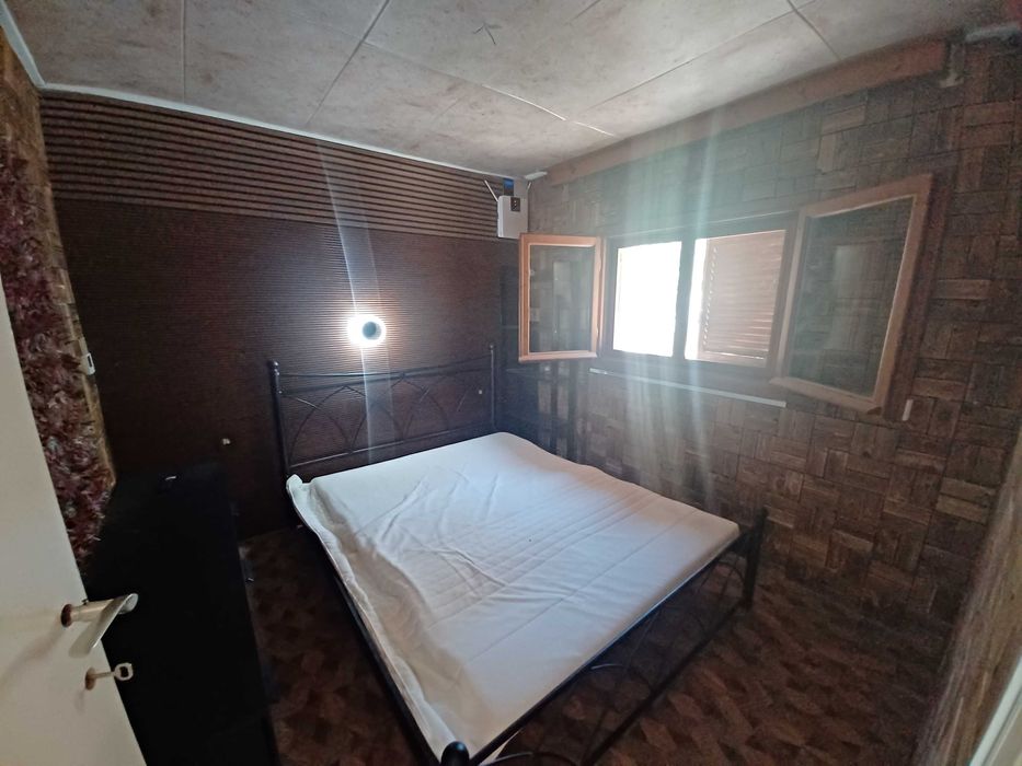 Продава къща с площ 50м2 с двор 160м2 в Паралия Врасна, Северна Гърция