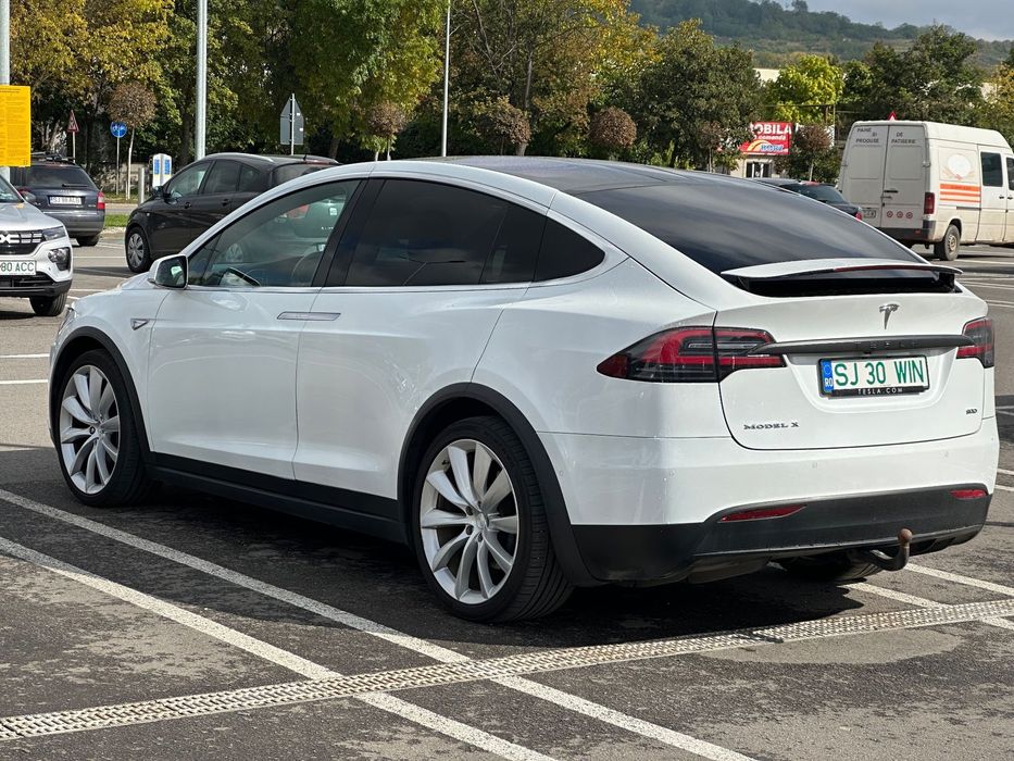Tesla Model X Tesla X90D SC01 free supercharging