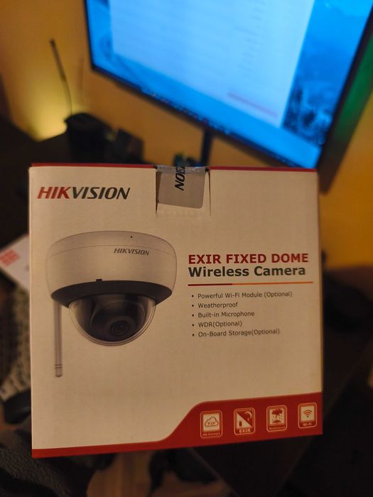 IP камера Hikvision 2CD2141G1-IDW1 4MPx H.265 WiFi и вграден микрофон