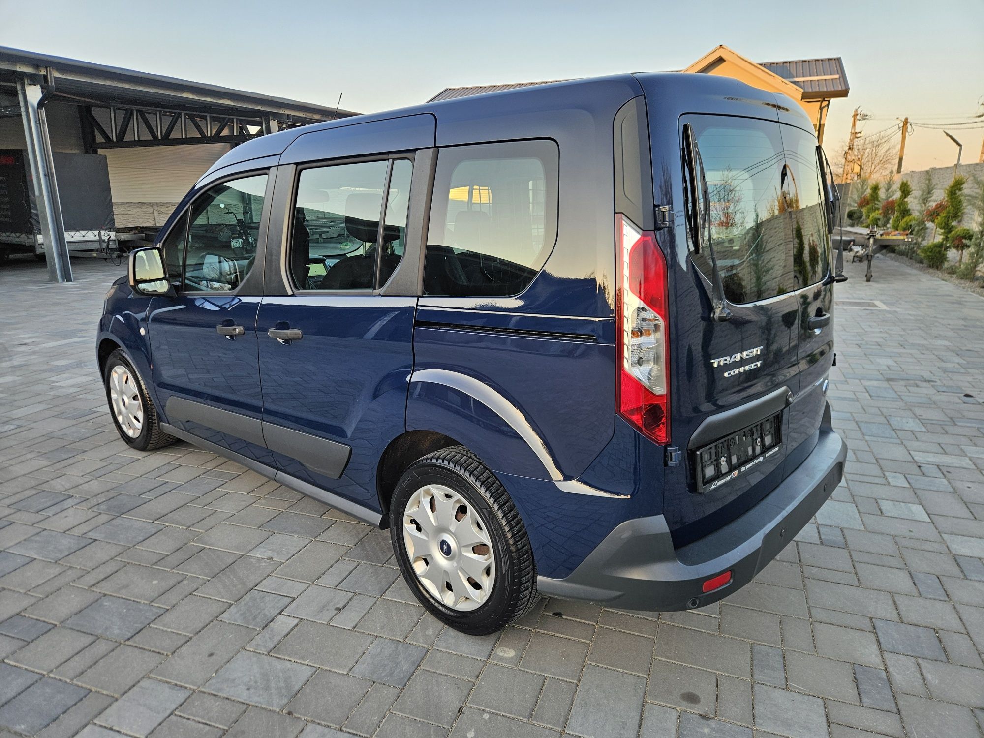 Ford transit connect 1,5 tdci,120 cp,euro6,model 2017